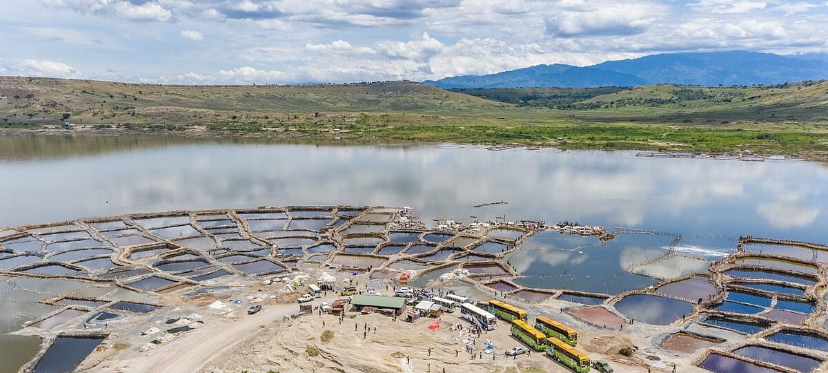 salt-lakes-of-uganda